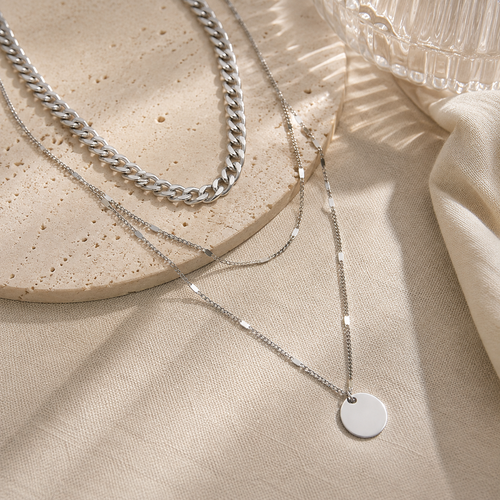 Collier Triple Chaîne Médaille