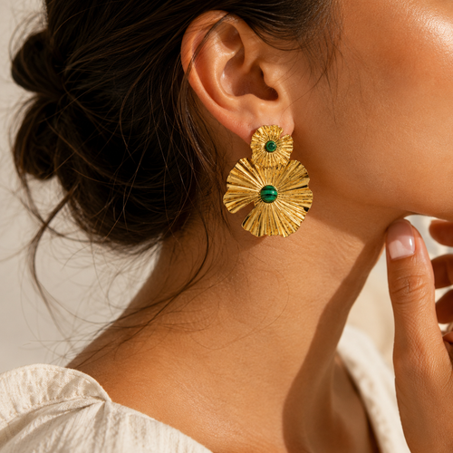 Boucles d’Oreilles Fleurs Dorées & Vertes