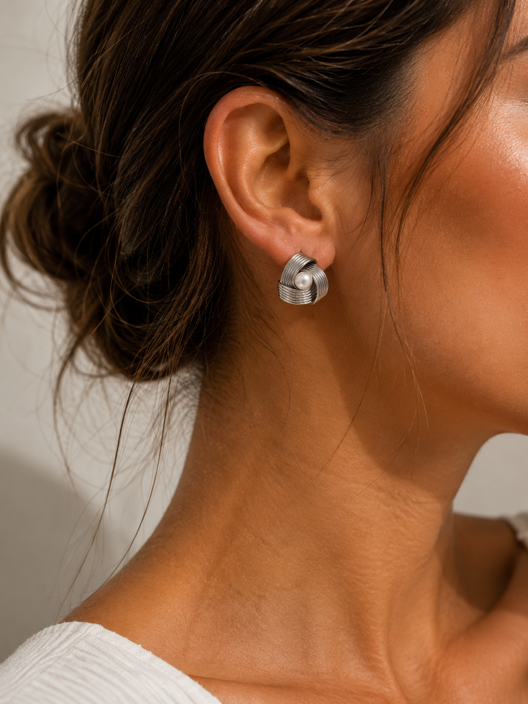 Boucles d’Oreilles Perle Entrelacée Argentées