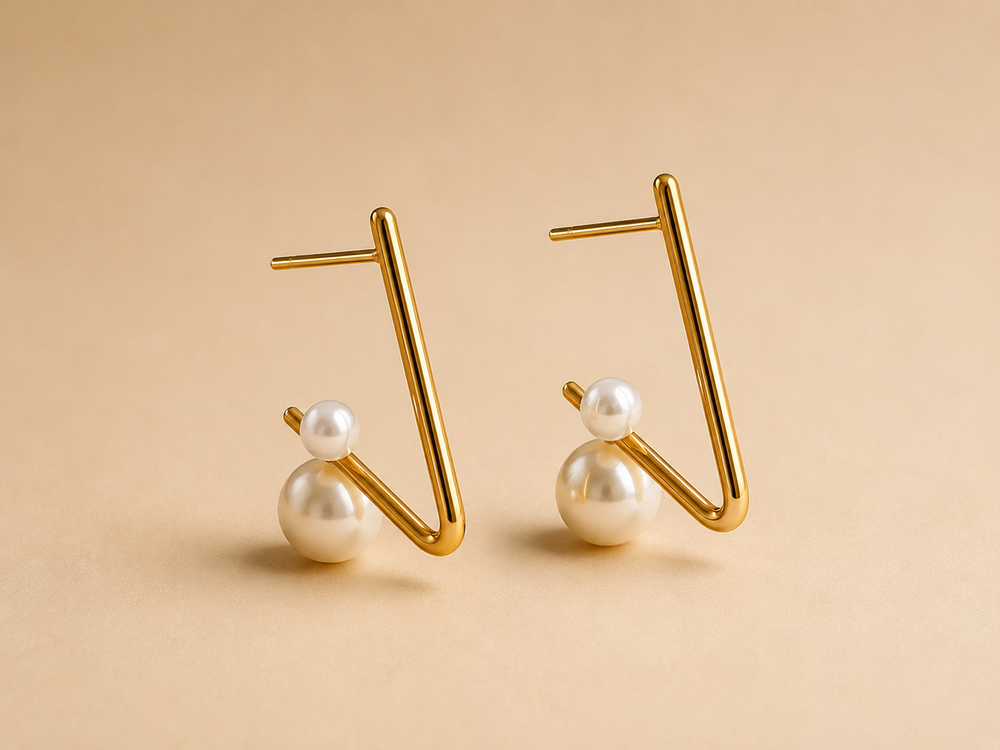 BOUCLES D’OREILLES TRIANGLE PERLÉ