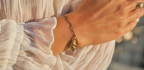 BRACELET COQUILLAGE DORÉ