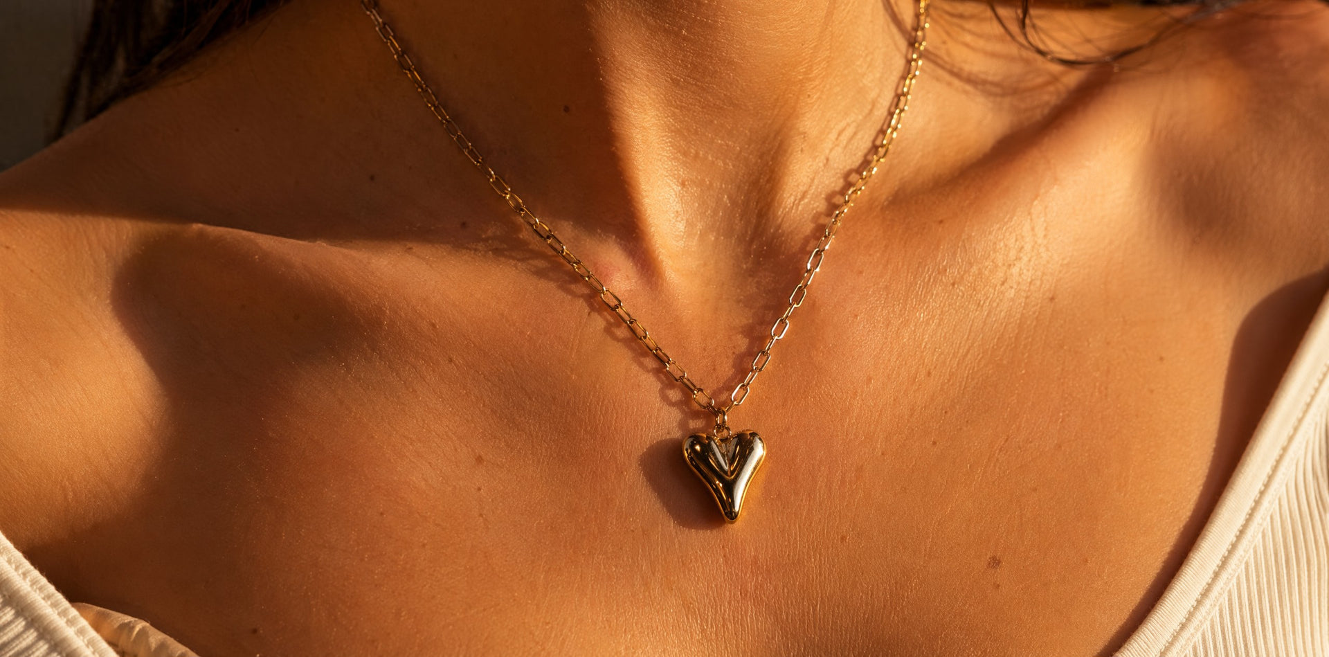 COLLIER CŒUR DORÉ