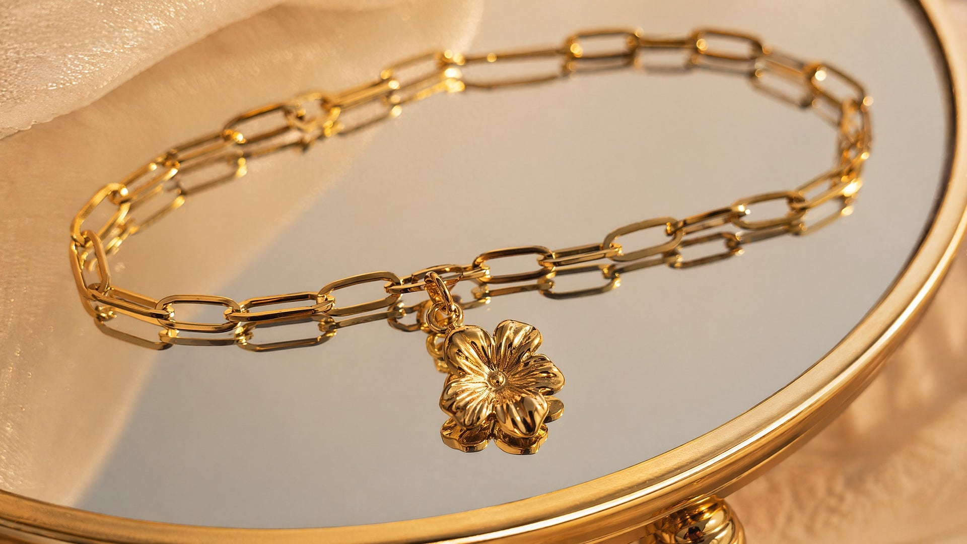BRACELET FLEUR DORÉE