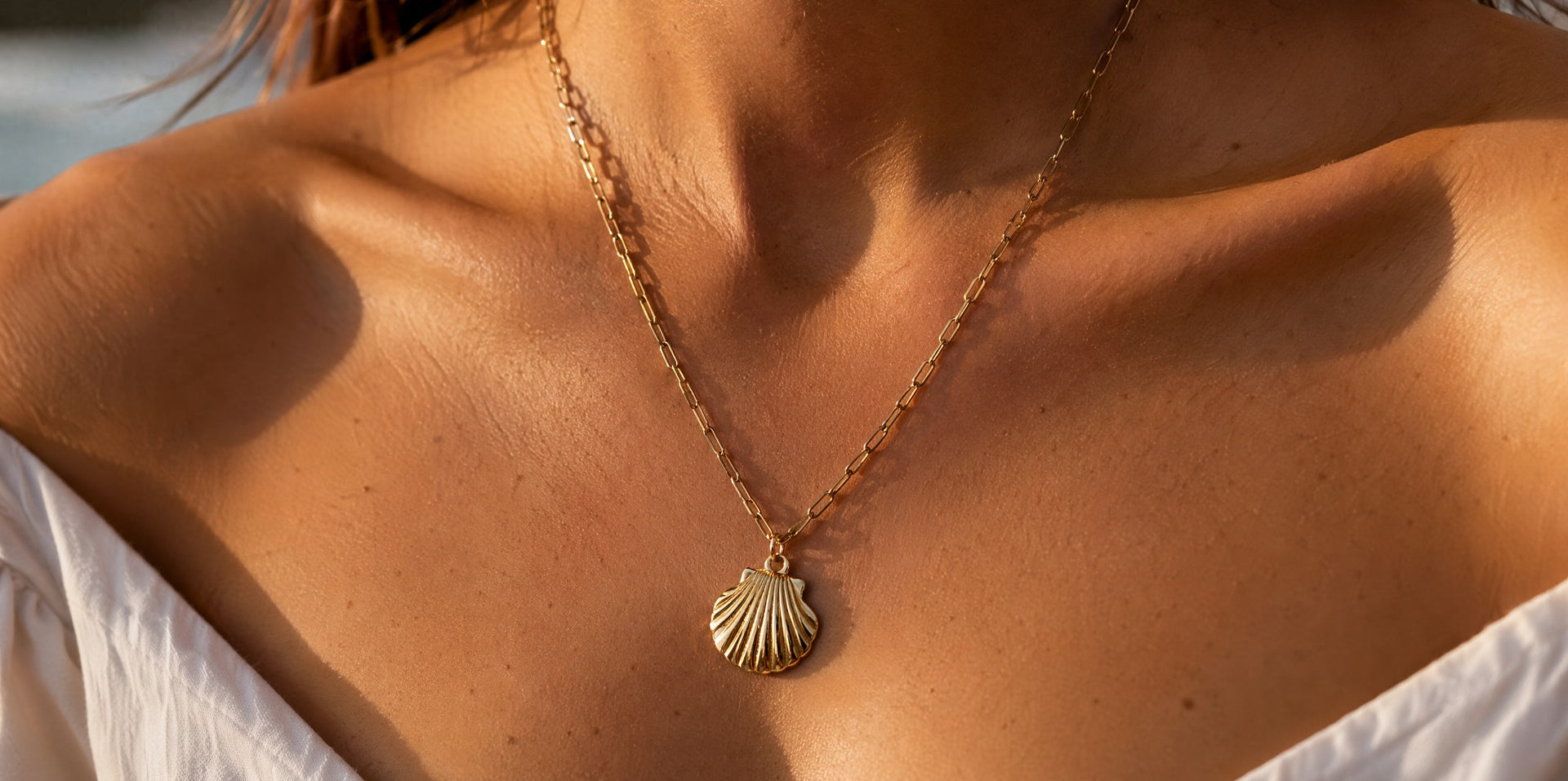 COLLIER COQUILLE DORÉE