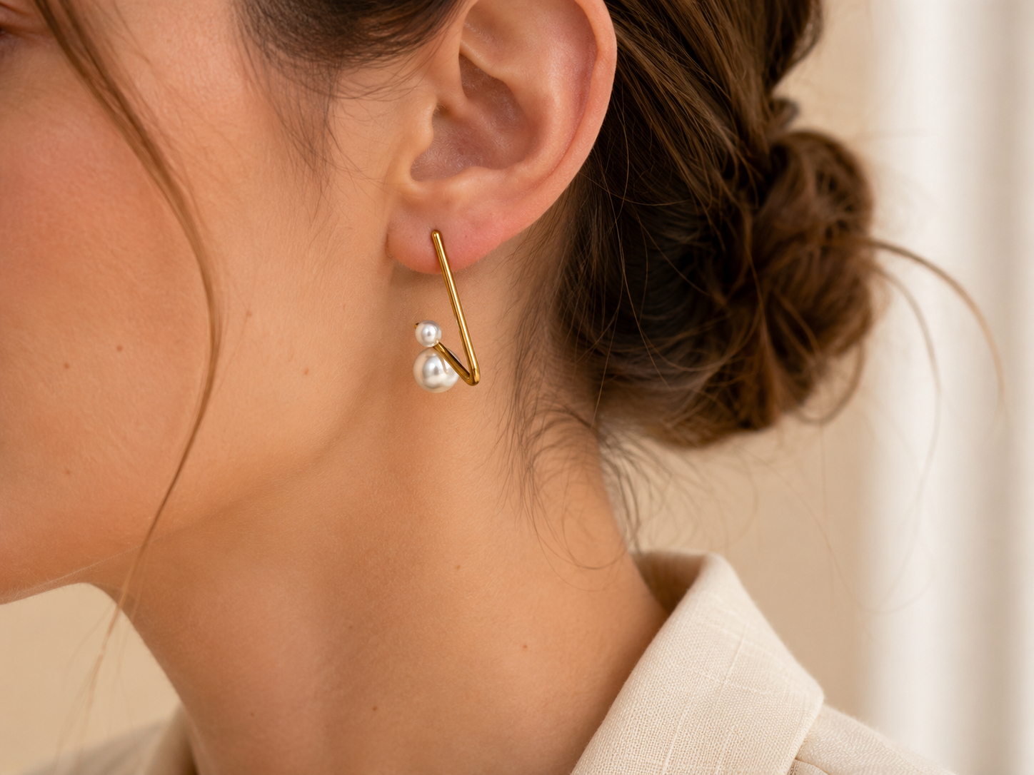 BOUCLES D’OREILLES TRIANGLE PERLÉ