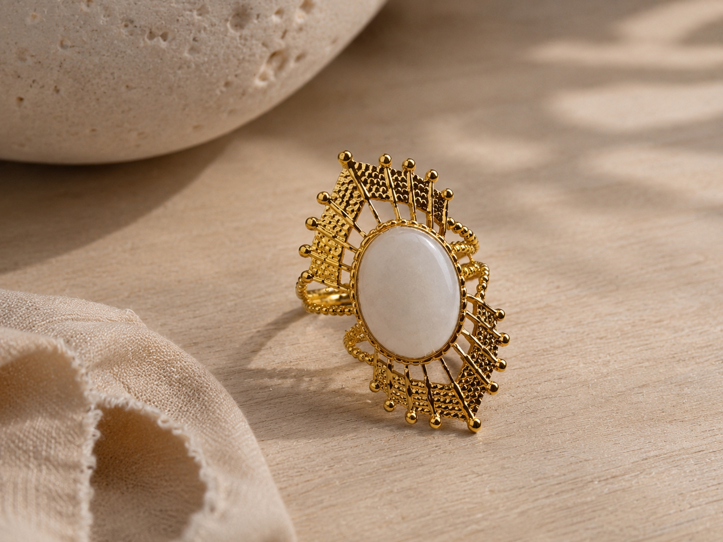 BAGUE PIERRE BLANCHE
