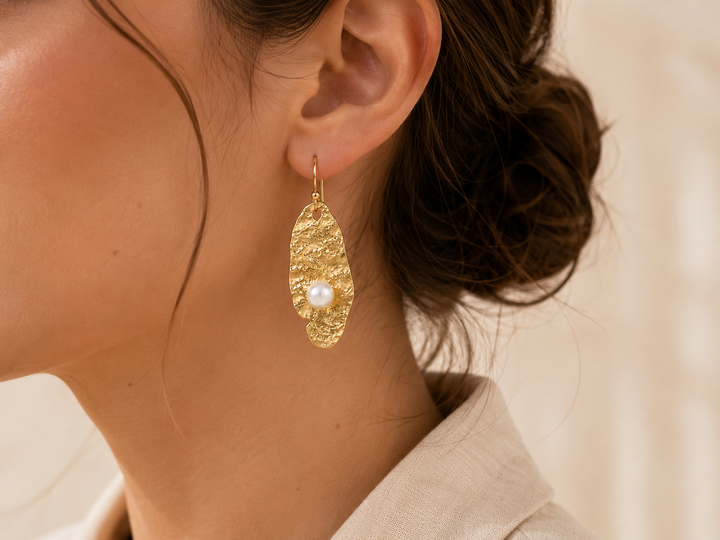 BOUCLES D’OREILLES PERLE MARTELÉE